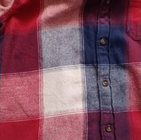 HOLLISTER MEN'S RED BLUE PLAID  FLANNEL LONG SLEEVE BUTTON-UP SHIRT. SIZE S. - Picture 13 of 15